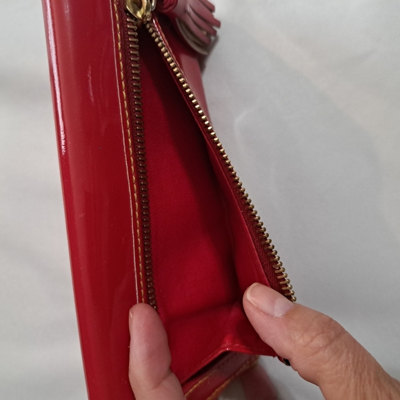 Dooney and Bourke wallet - Picture 4 of 11